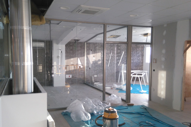 Reformas de Comercios, Locales y Oficinas